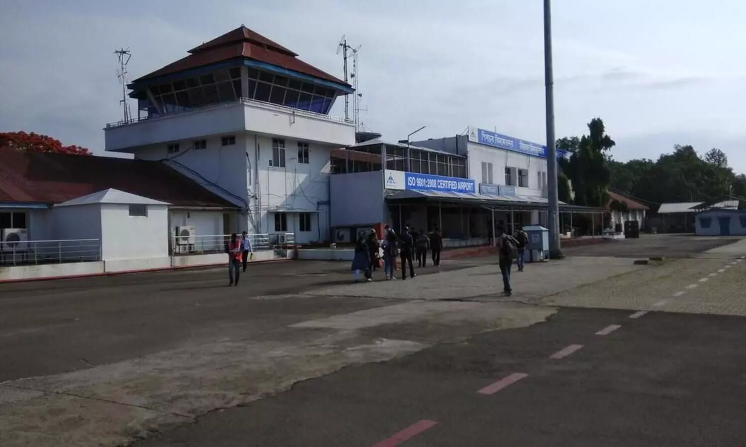 Cachar Police gets list of 385 air passengers who skipped COVID-19 tests, 49 test positive