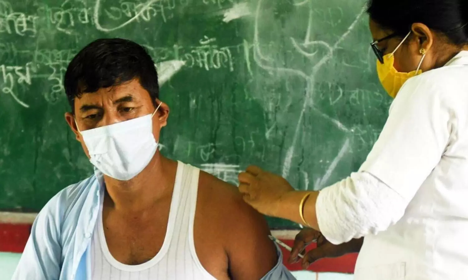 Cachar DC ensures smooth conduct of COVID-19 vaccination, urges people not to rush for doses