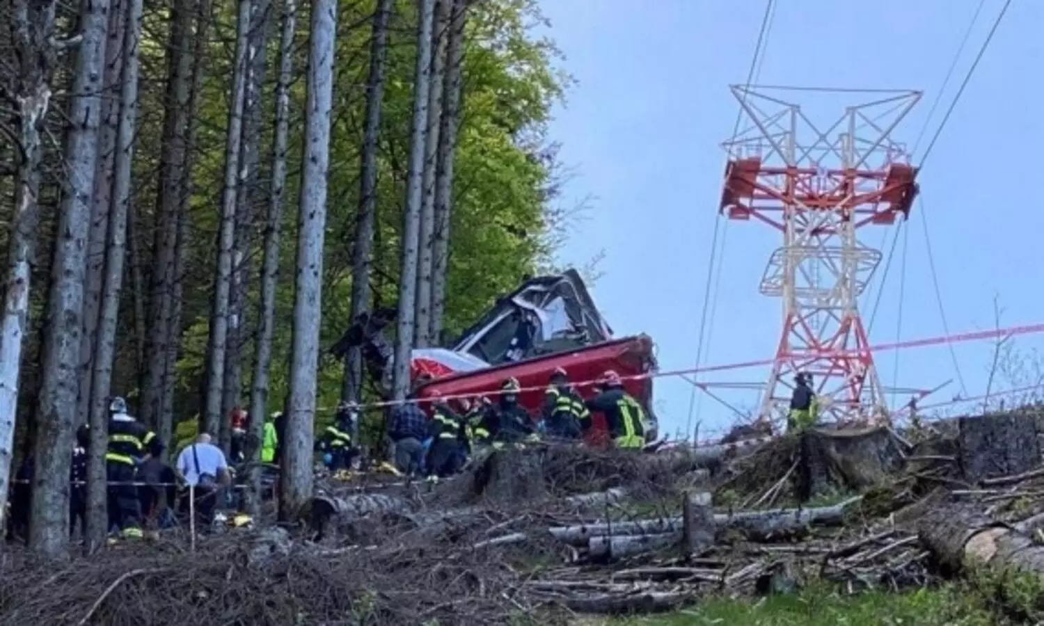 13 killed in Italy cable car crash