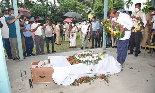 Ministers Suklabaidya, Brahma visit residence of deceased MLA Majendra Narzary