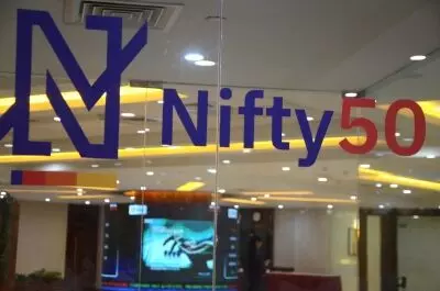 Nifty ends at record closing level Nifty ends at record closing level