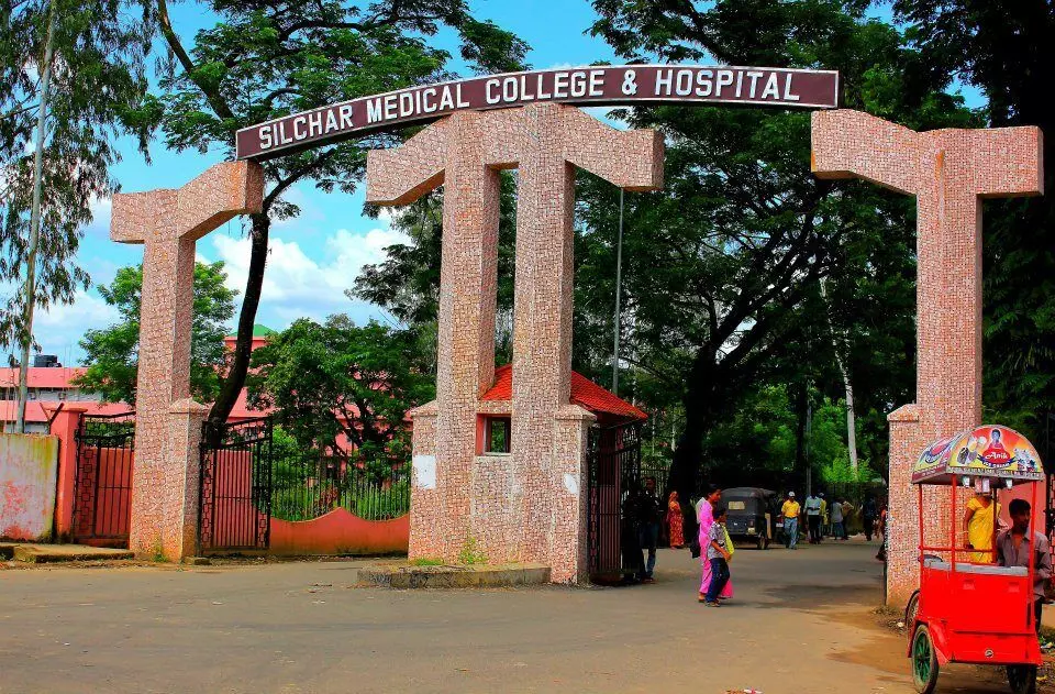 No facility of neurosurgical treatment at SMCH, patient with black fungal infection referred to GMCH No facility of neurosurgical treatment at SMCH, patient with black fungal infection referred to GMCH