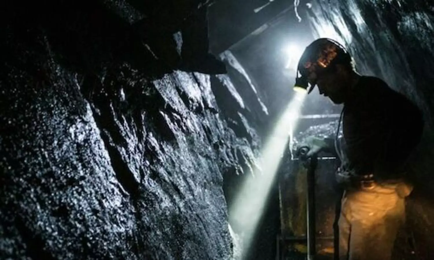 First body retrieved from flooded Meghalaya coal mine