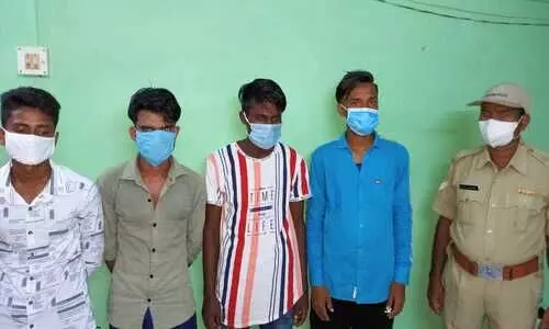 4 arrested for assaulting health workers