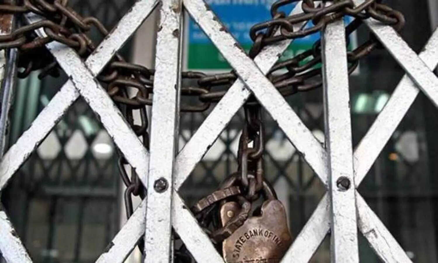 Woman holed up in Meghalaya bank for three days as robbery attempt goes awry