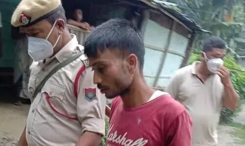 Son held for strangling his mother to death in Raha