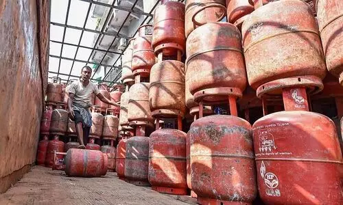 Centre forms panel as LPG crunch hits hospitality sector amid West Asia conflict