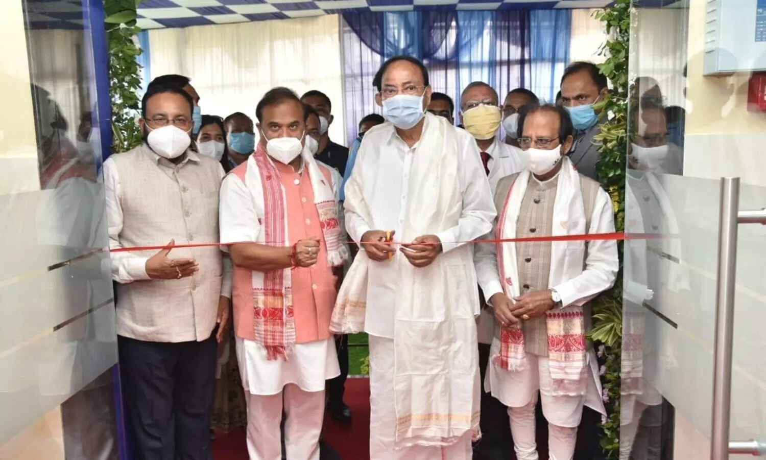 Assam: Vice President Naidu inaugurates PET-MRI Wing at GMCH