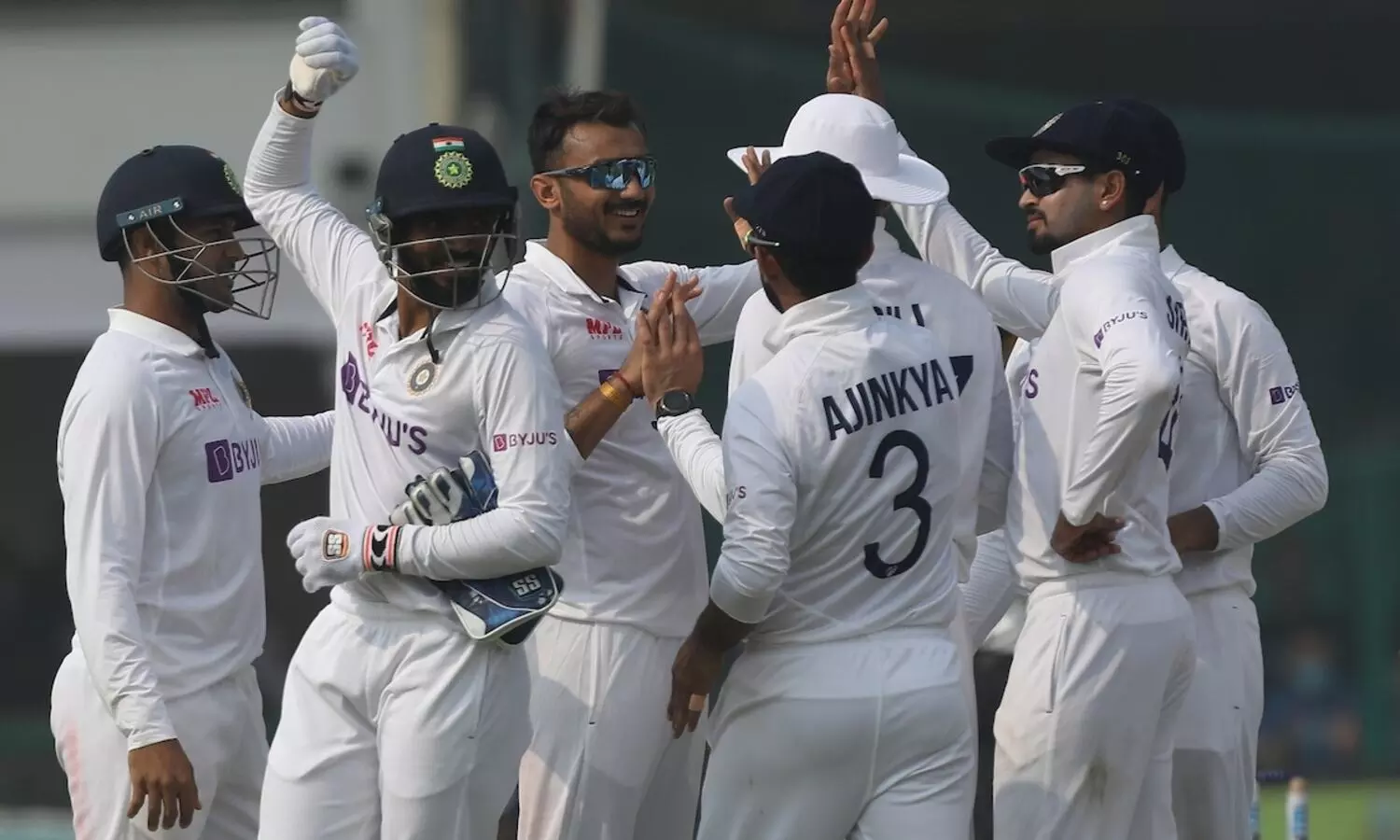 IND v NZ: Left-arm spin twins Patel and Jadeja stage Indias comeback (Tea)