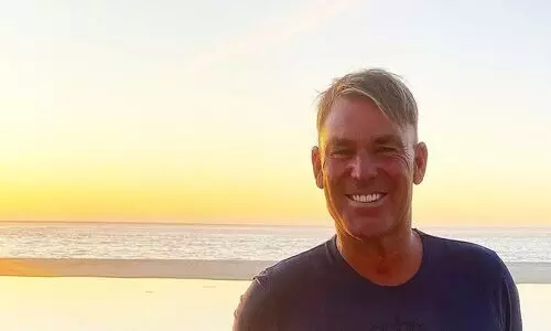 Shane Warne injured in bike accident