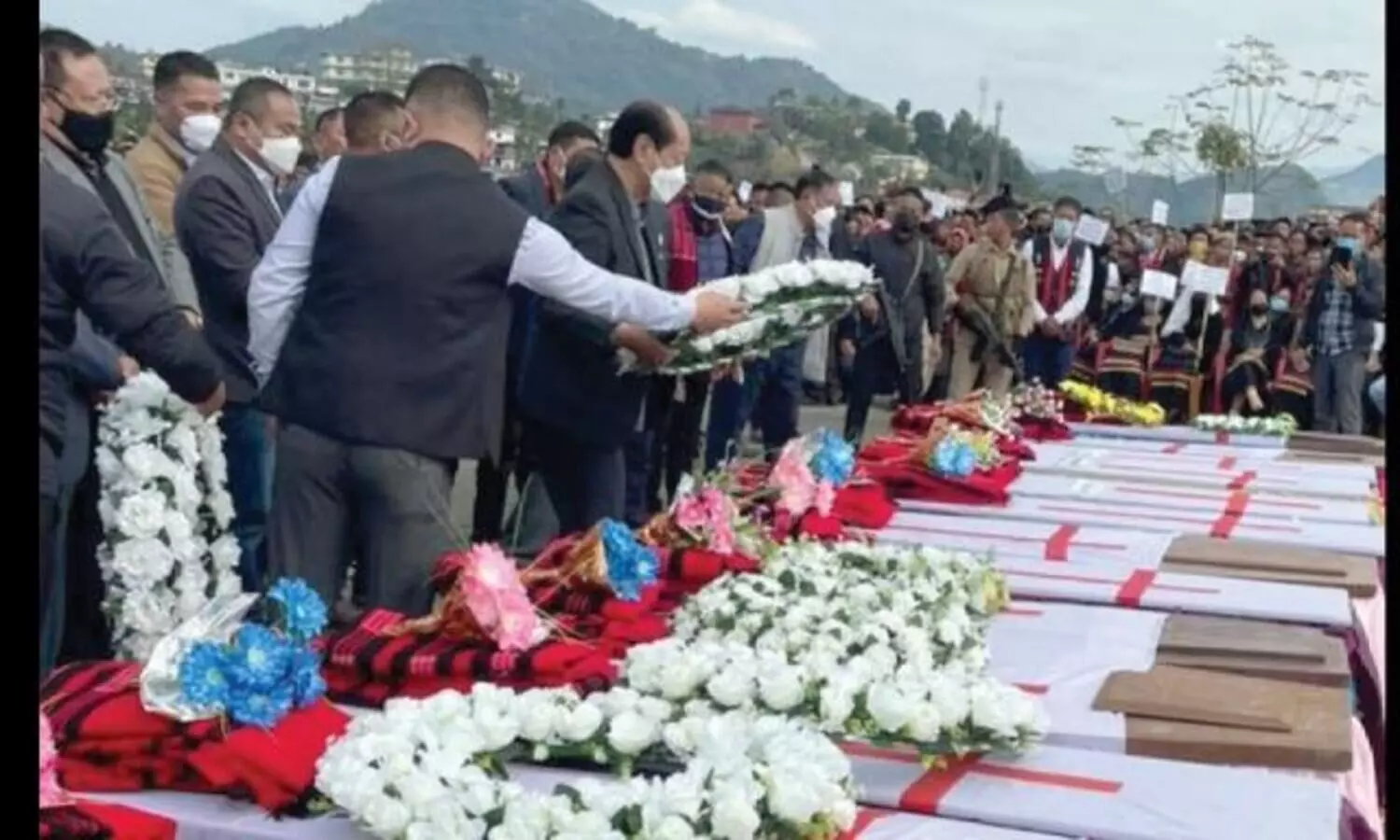 Mass funeral service for 14 killed by security forces in Mon, Rio demands AFSPA repeal