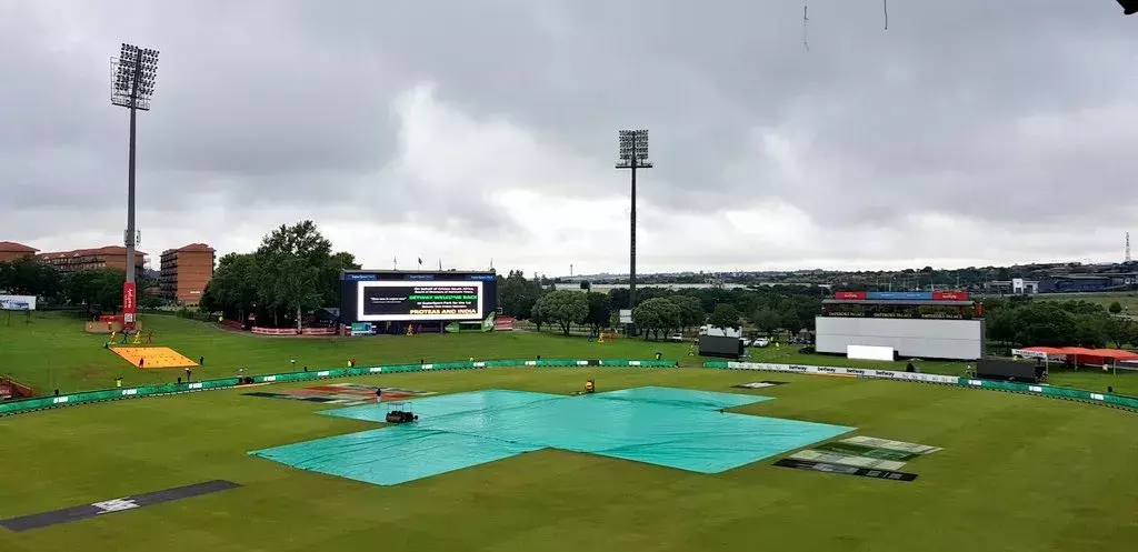 Rain delays start of second days play between India and South Africa