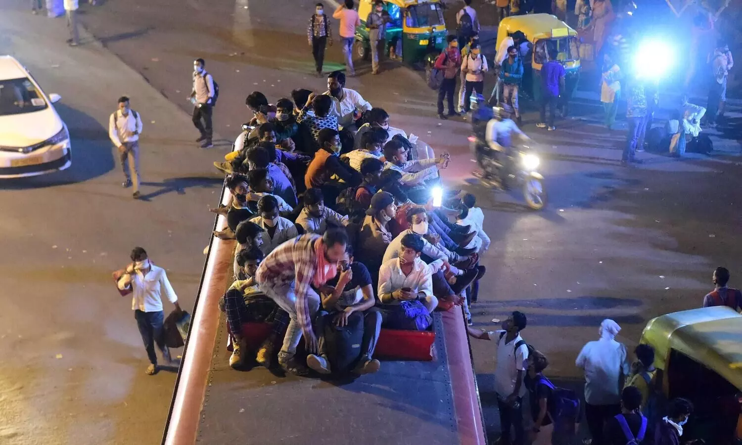 Fear of another lockdown compels migrant workers to return home