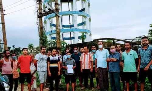 Locals block DC residence over erratic water supply in Hailakandi