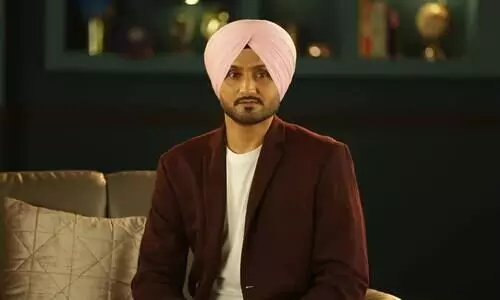 Harbhajan Singh tests positive for COVID-19, under home quarantine