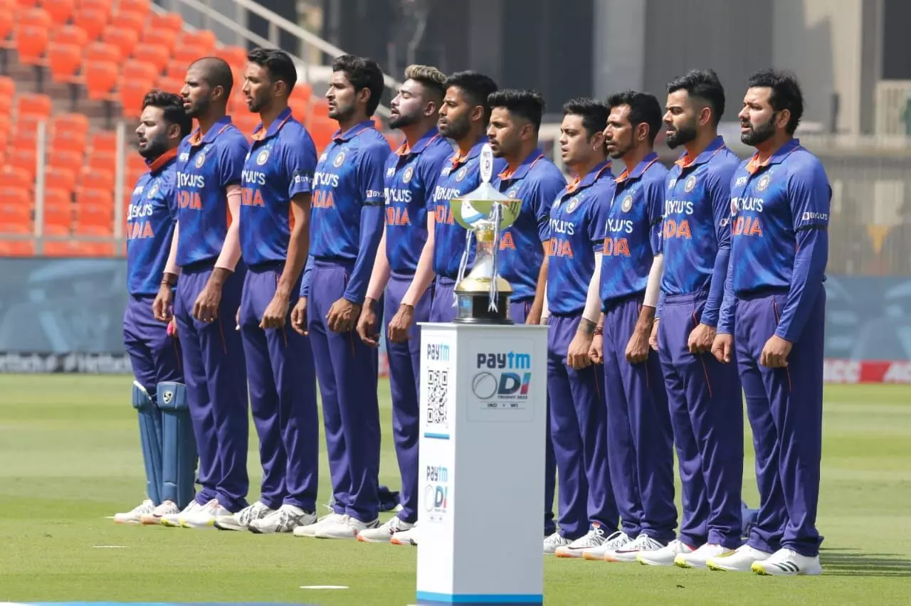Indian team wears black armbands to pay respect to late Lata Mangeshkar Indian team wears black armbands to pay respect to late Lata Mangeshkar