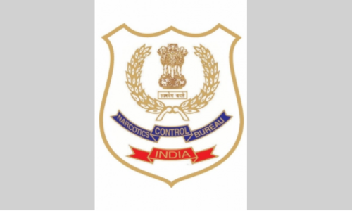NCB seizes drugs worth Rs 2,000 cr off Gujarat coast (Ld)