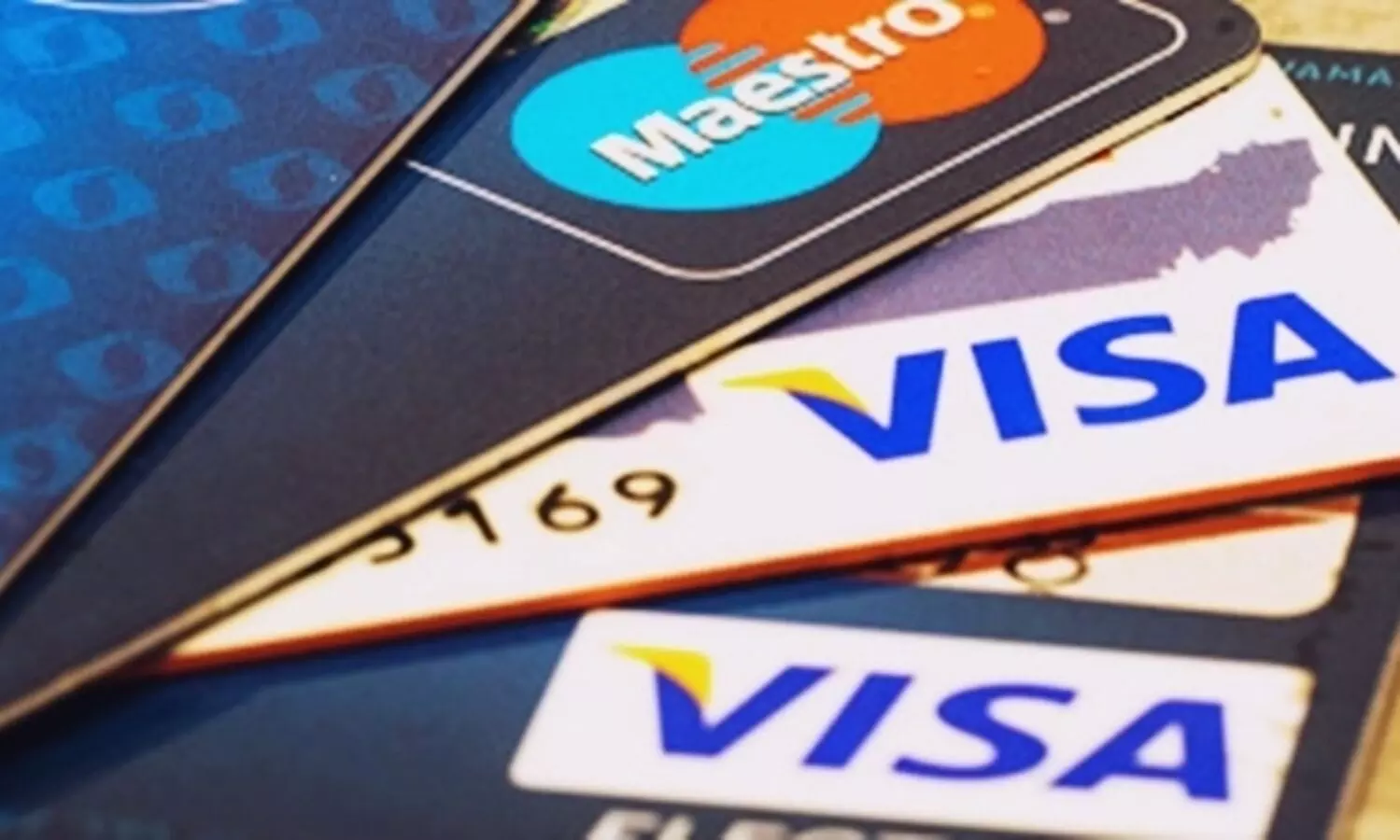 Visa, Mastercard suspend all Russia operations