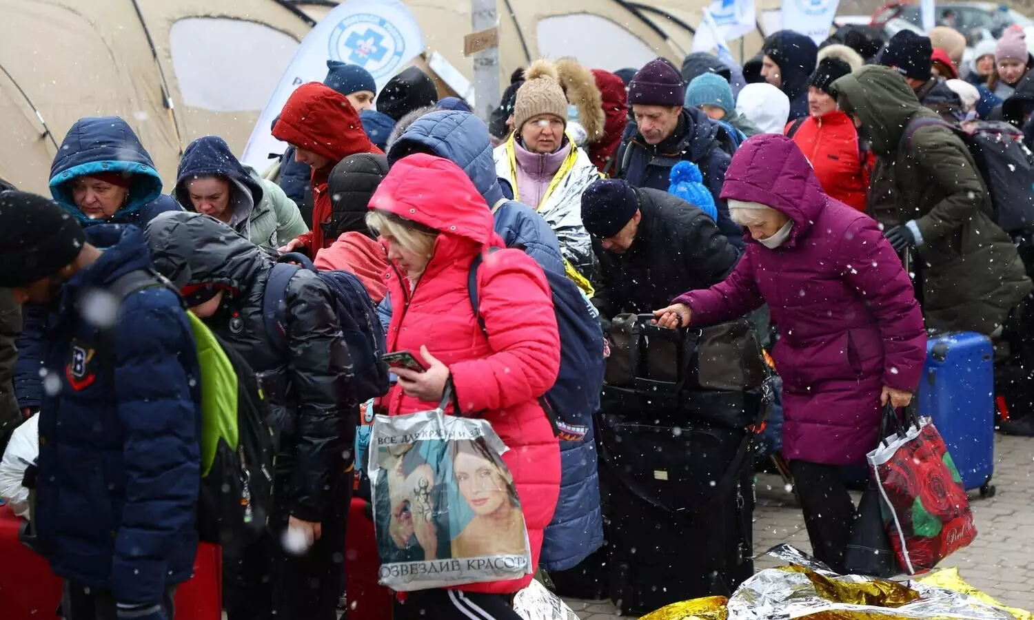 Bus full of Ukrainian refugees overturns in Italy; 1 dead