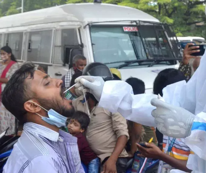 India reports 9,520 new COVID-19 cases India reports 9,520 new COVID-19 cases