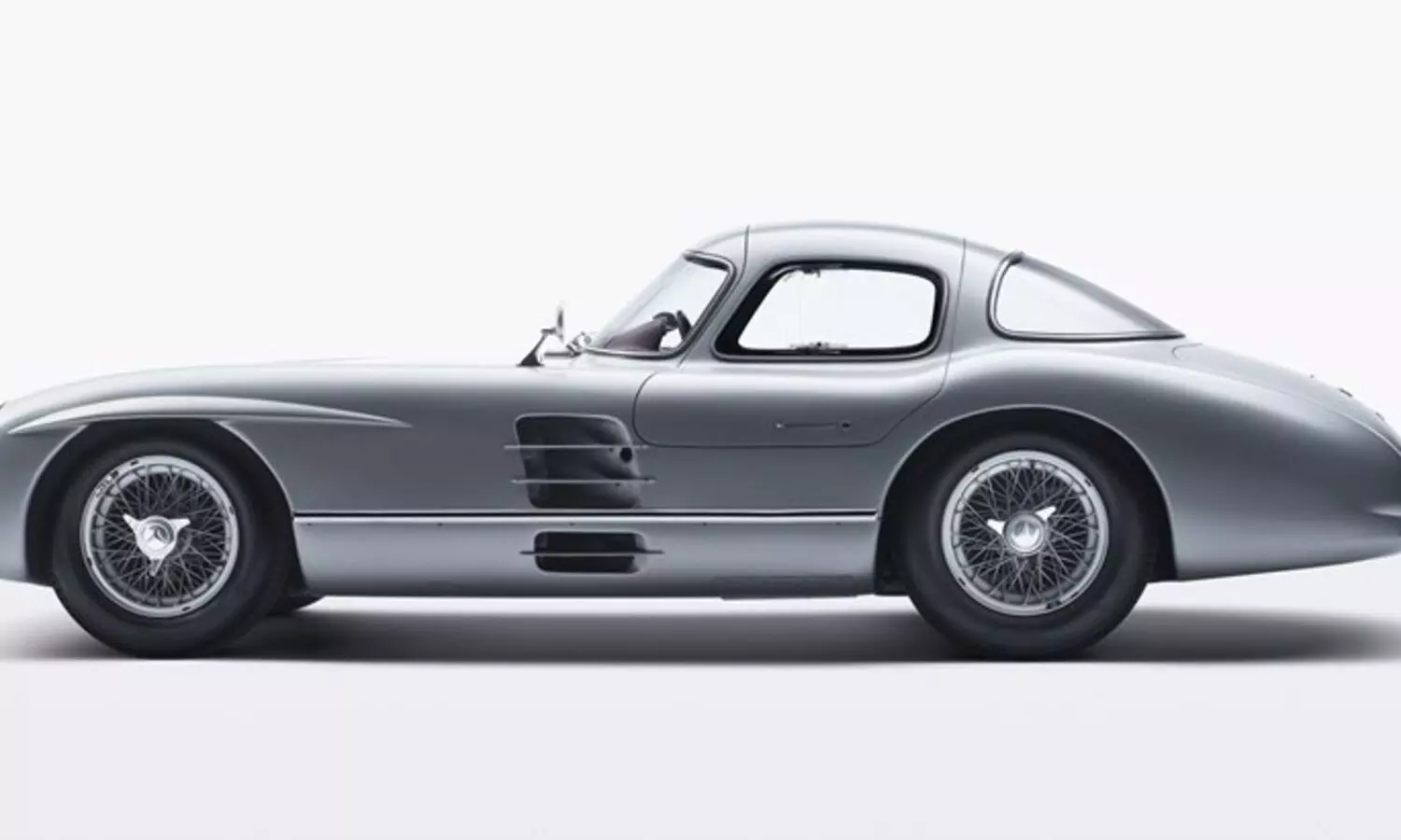 Vintage Mercedes sells for nearly Rs 1,100 cr, becomes worlds most expensive car