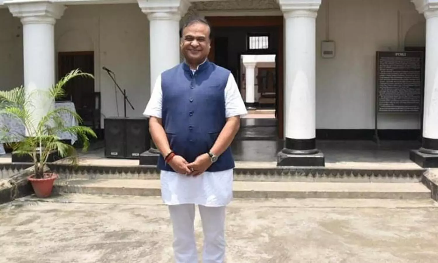 Himanta meets Nagaland CM, MLAs on Naga Political Issue