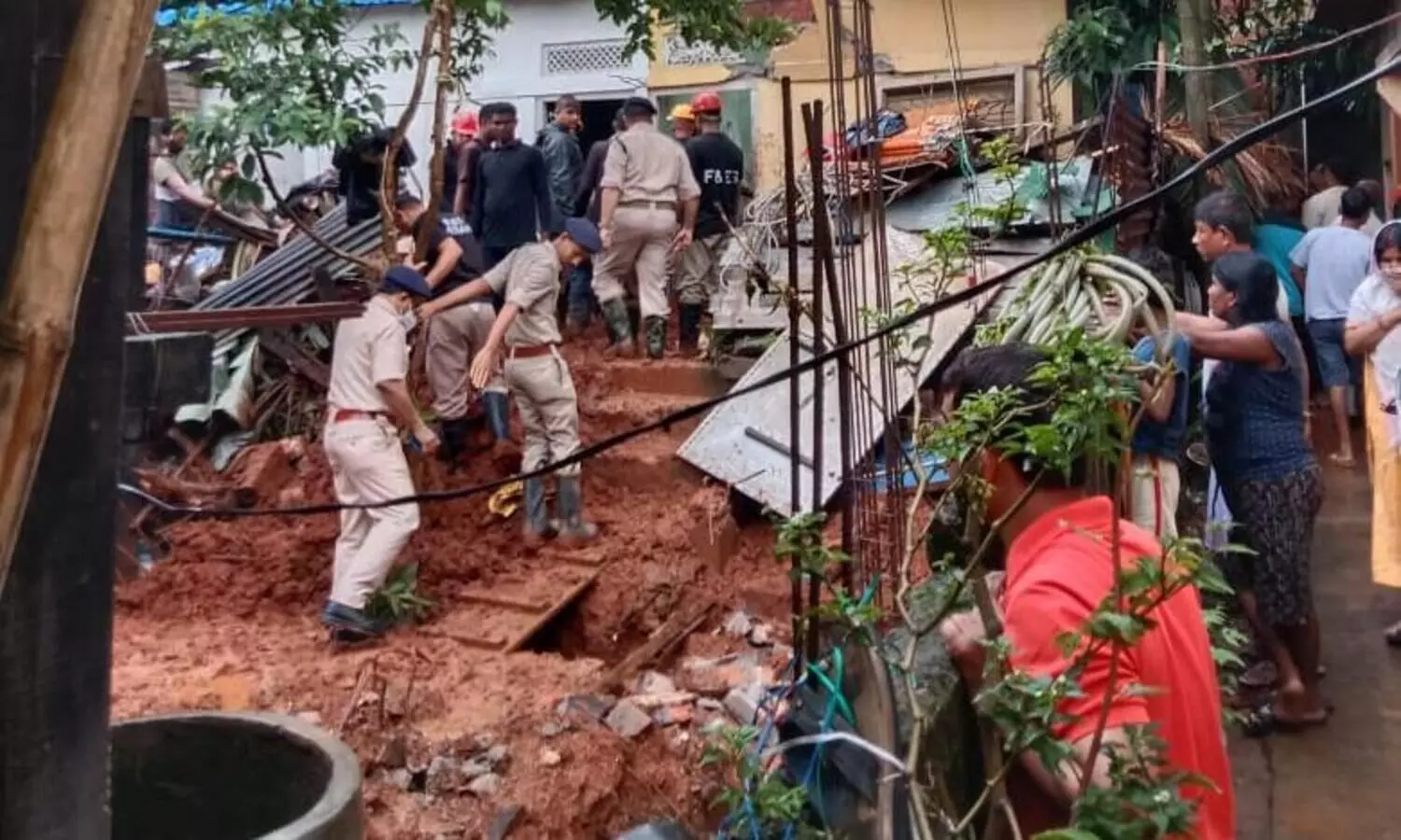 Amid severe waterlogging and landslides, DDMA issues alert for people in Guwahati