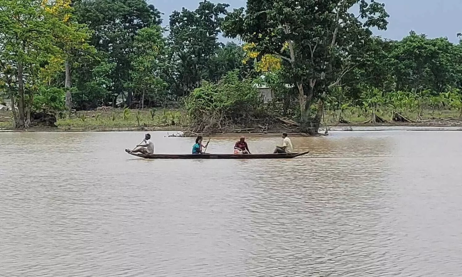 Assam: Boat carrying flood-affected people capsizes; three children missing