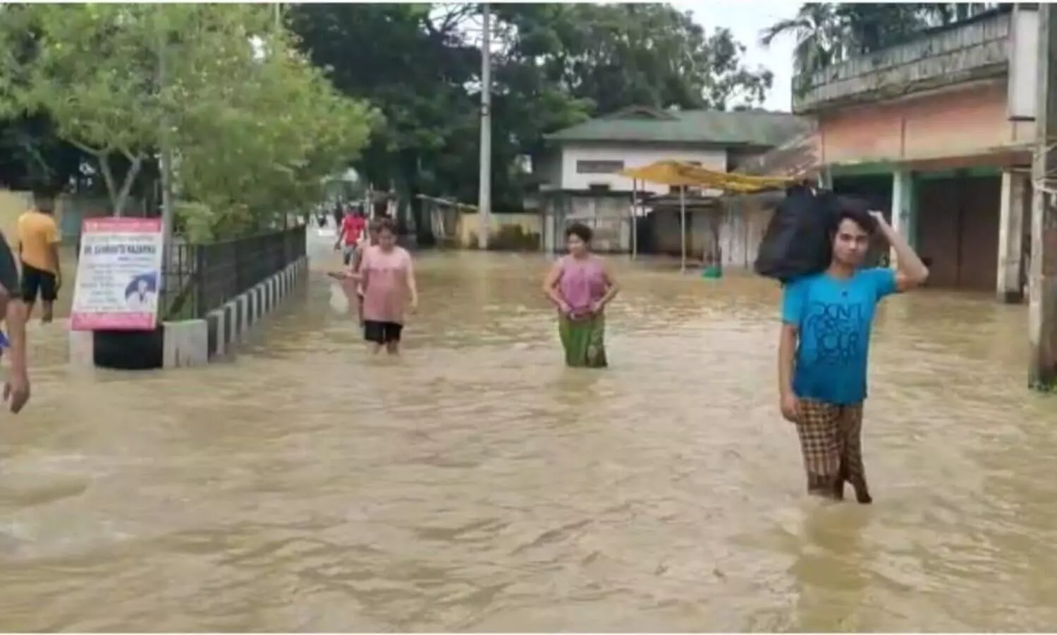 Kolong River breaches its embankment at three places in Raha; several roads submerged