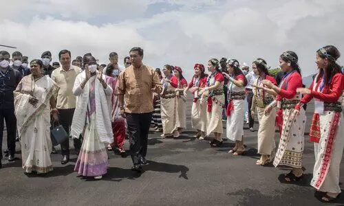 NDAs presidential nominee Murmu visits Arunachal to garner support for July 18 polls