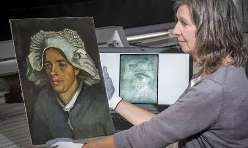 Van Gogh self-portrait found hidden behind another painting