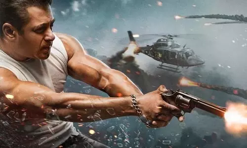 After death threats, Salman, Salim Khan gets gun licence from Mumbai Police