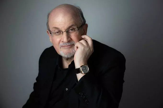 Salman Rushdie put on ventilator, says agent Salman Rushdie put on ventilator, says agent