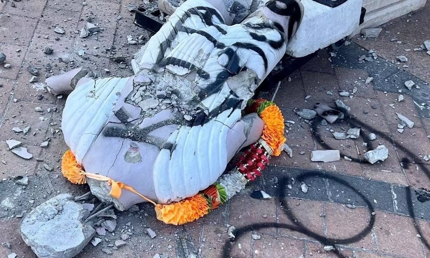 Gandhi statue in NY smashed amid wave of continued attacks