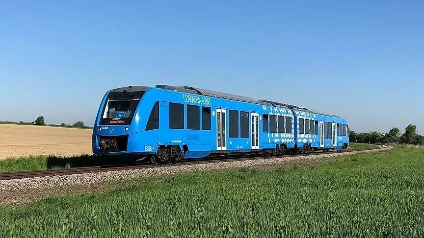 Worlds first hydrogen-powered trains begin passenger service in Germany Worlds first hydrogen-powered trains begin passenger service in Germany