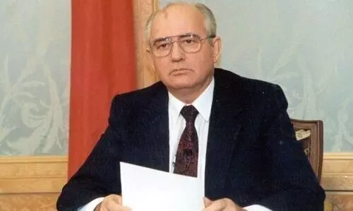 Gorbachevs historic visit to India and talks with Rajiv Gandhi recalled