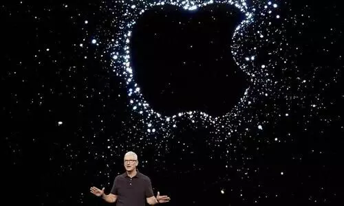 Apple maintains prices on new iPhones despite inflation