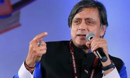 Gandhi family has no issues with me contesting for party chief: Tharoor