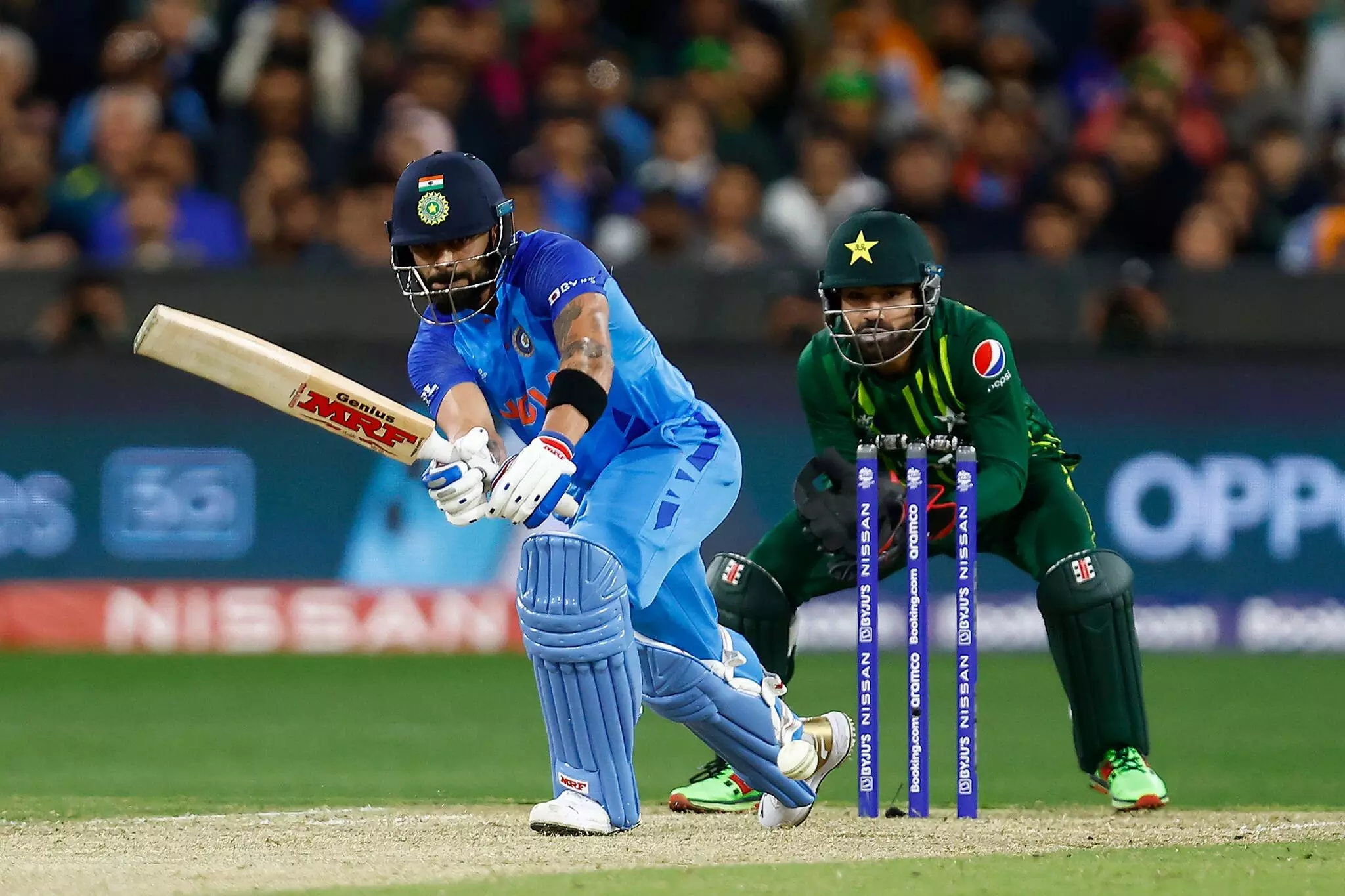 India beats Pakistan by 4 wickets India beats Pakistan by 4 wickets