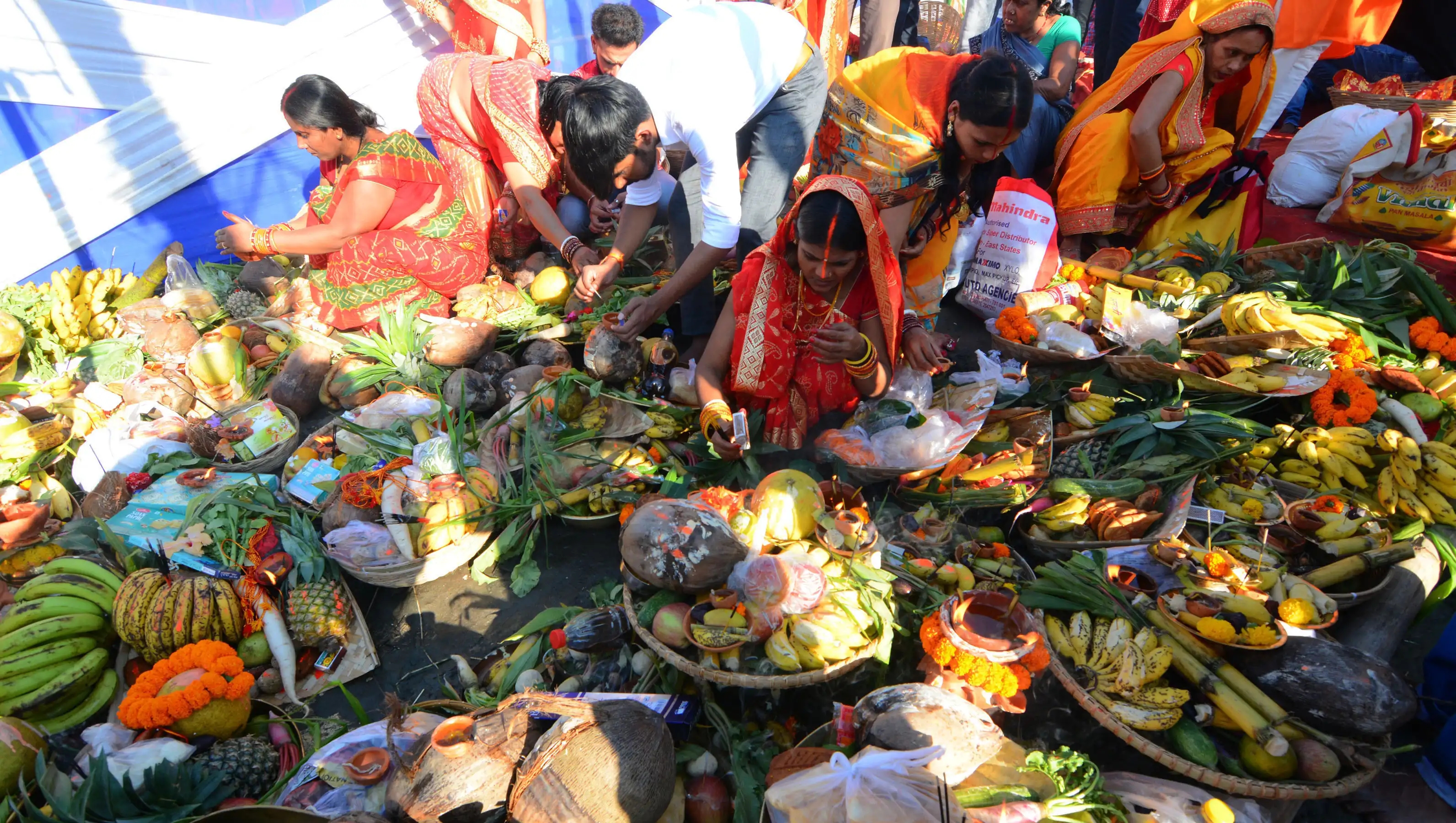 Devotees throng in large numbers during Chatth Puja celebrations in Guwahati
