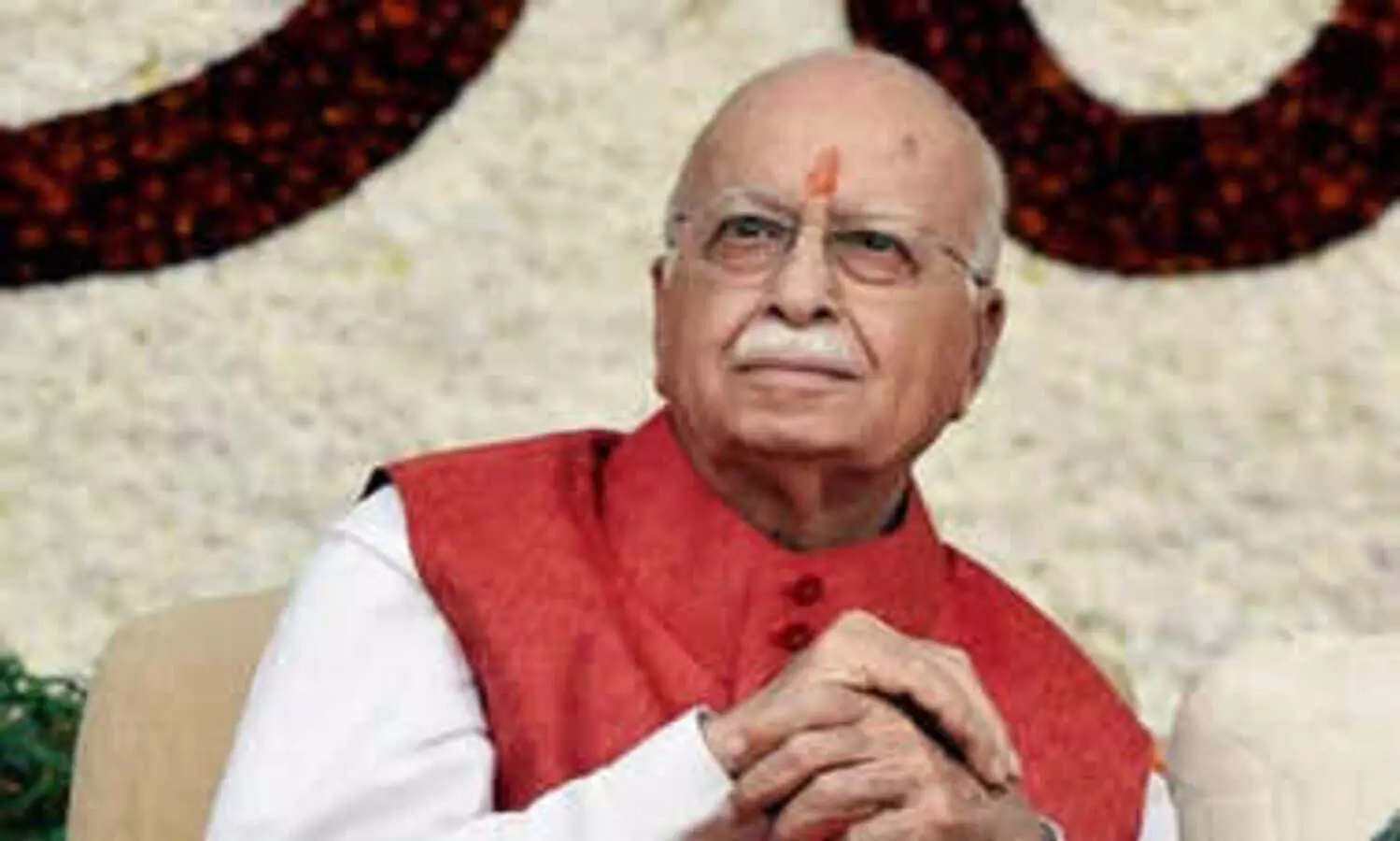 Assam CM wishes L K Advani on his birthday
