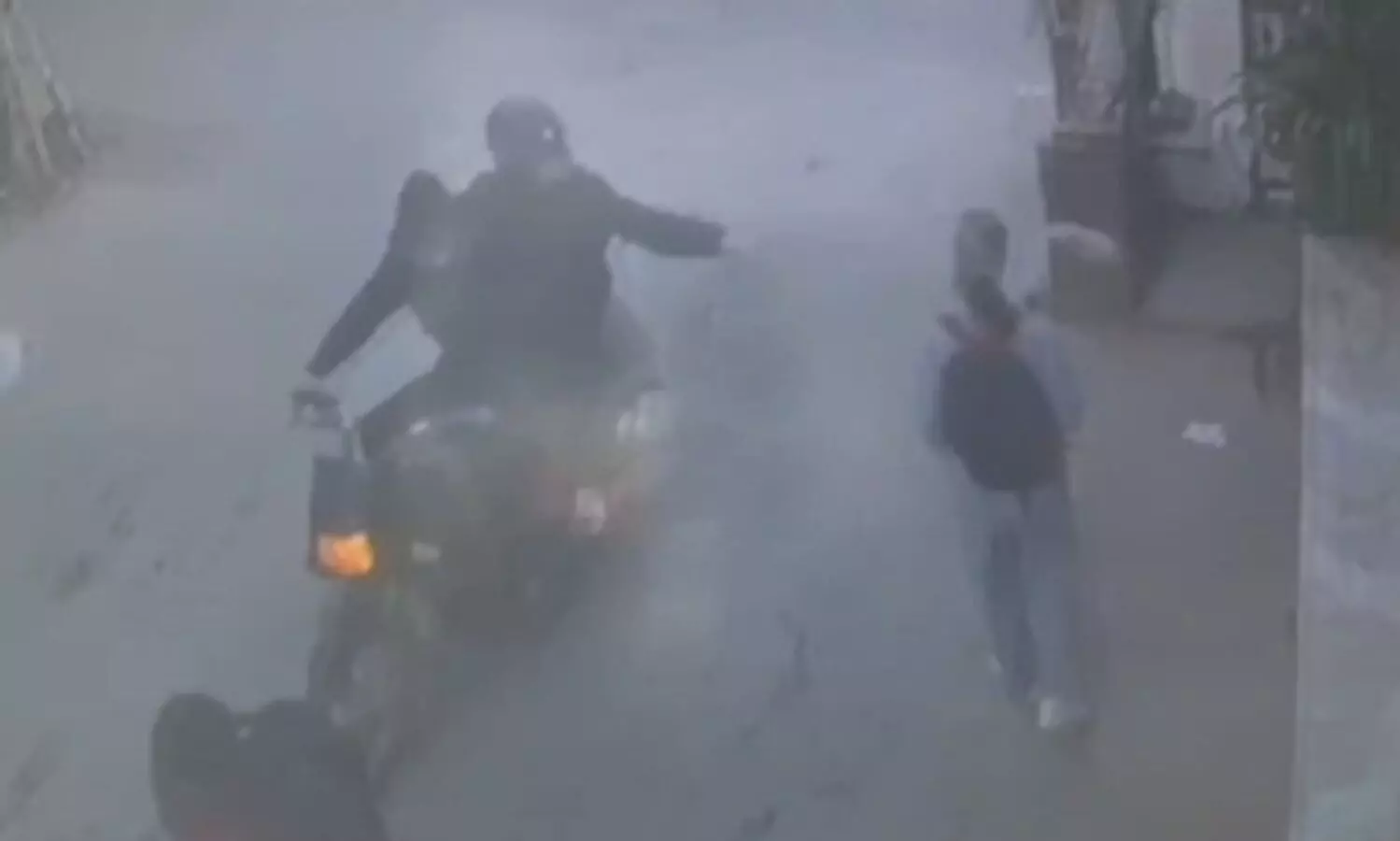 WATCH: Acid flung on girl on way to school in Delhi; 3 held