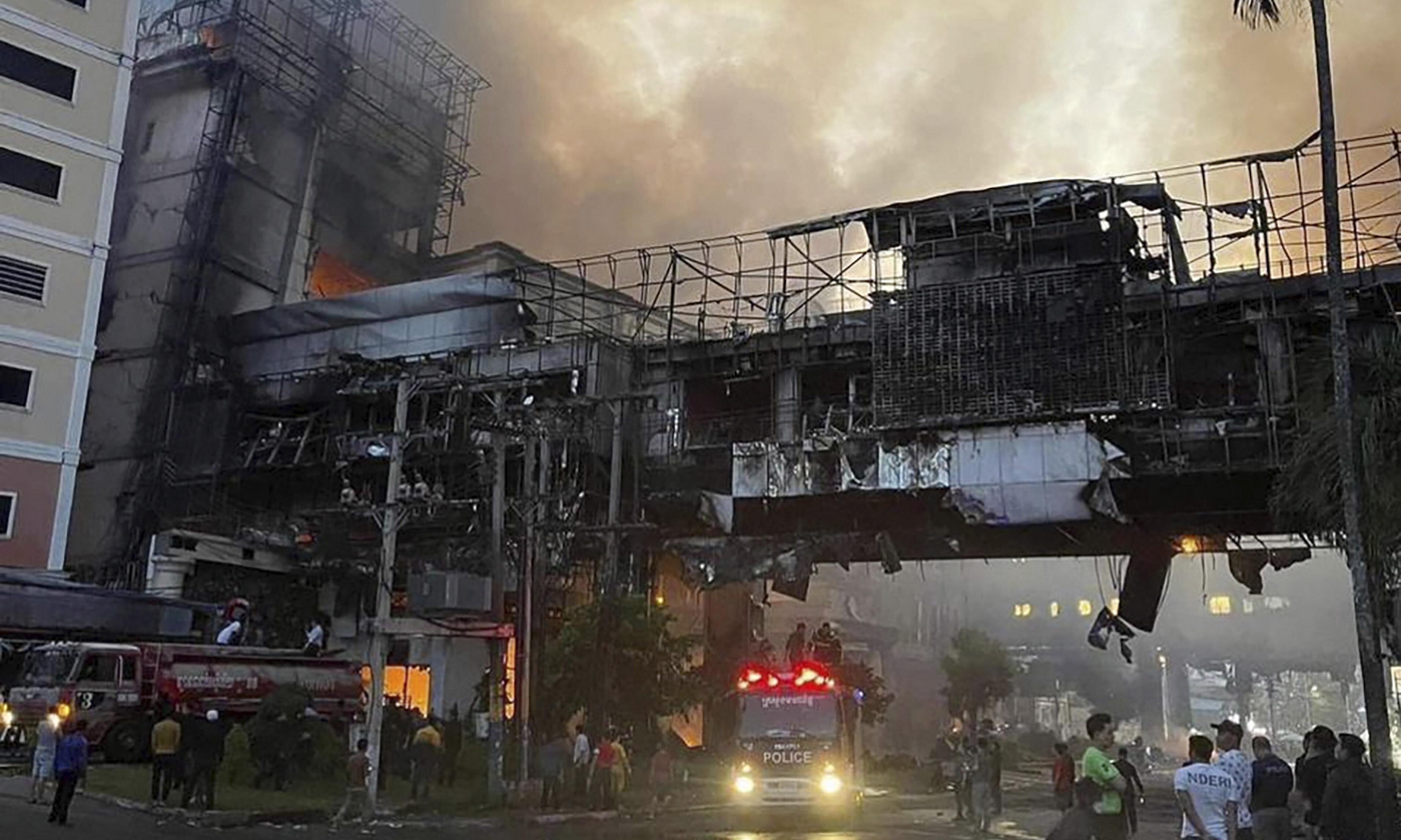 Massive Fire At Cambodia Hotel Casino Kills At Least 16   1452689 Cambodia Casino Fire Ap 