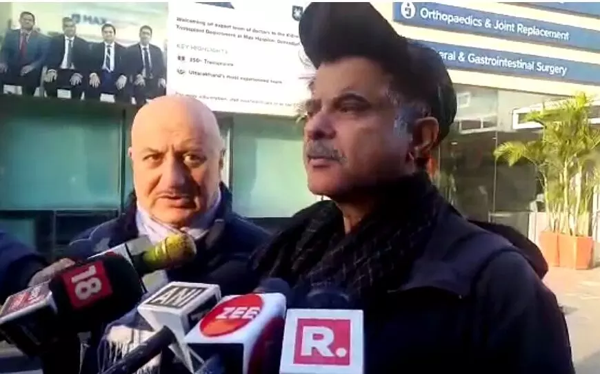 Anupam Kher, Anil Kapoor meet Rishabh Pant Anupam Kher, Anil Kapoor meet Rishabh Pant