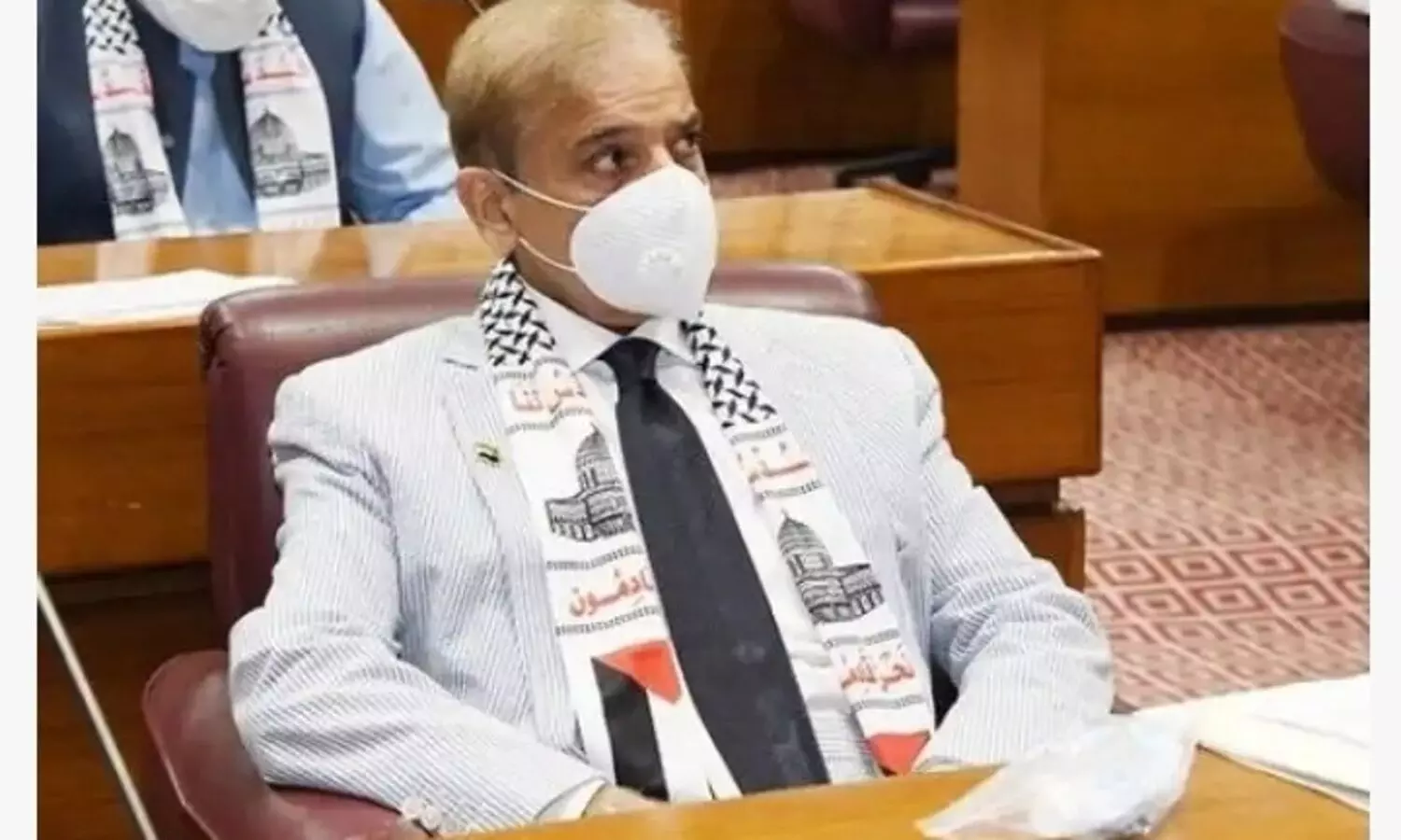 Pakistan PM offers India to resolve burning issues through talks