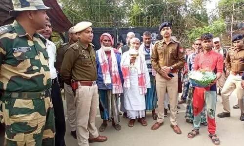 Assam Police celebrate Bhogali Bihu with people residing in no man’s land