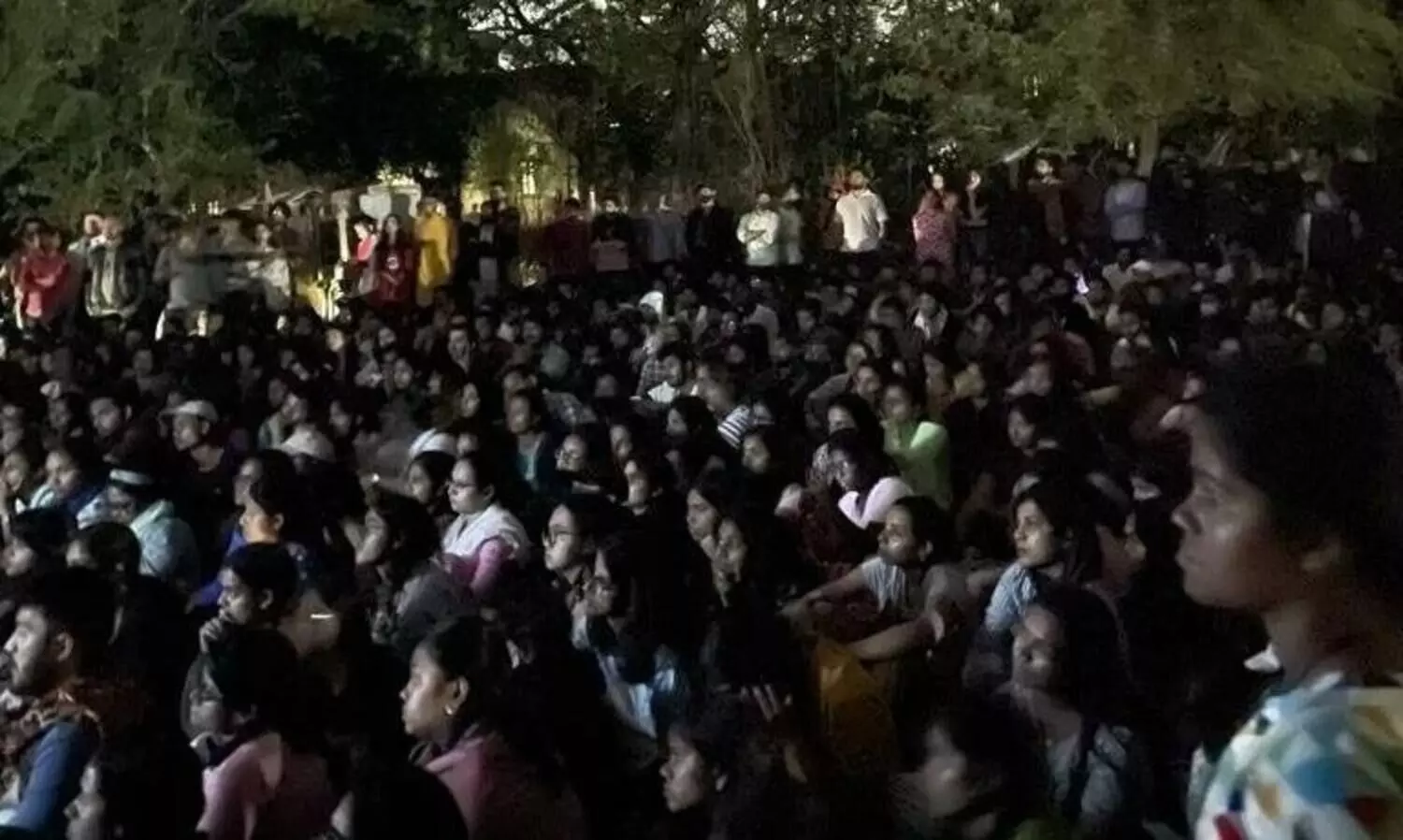 Rival groups screen BBC documentary, The Kashmir Files at Hyderabad University