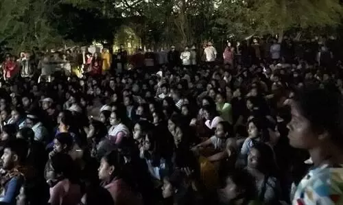 Rival groups screen BBC documentary, The Kashmir Files at Hyderabad University