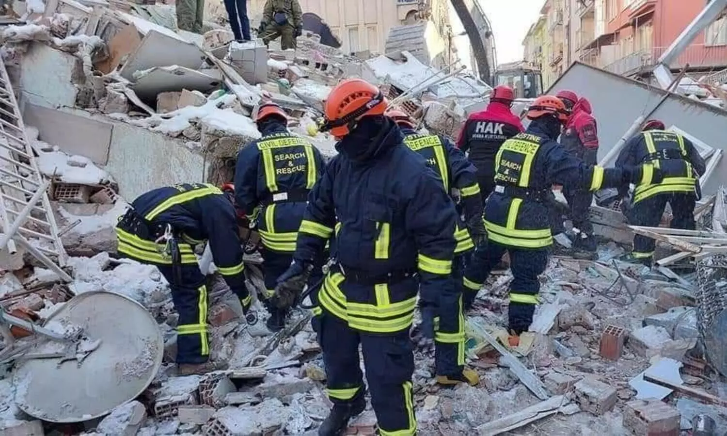 Turkey-Syria quake toll surpasses 23,800, search efforts continue