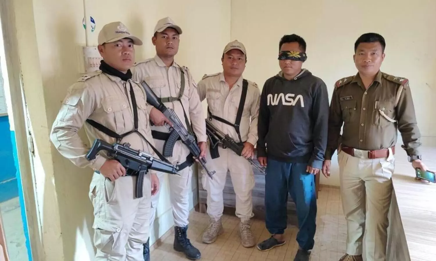 Manipur: Kuki militant involved in extortion activities held